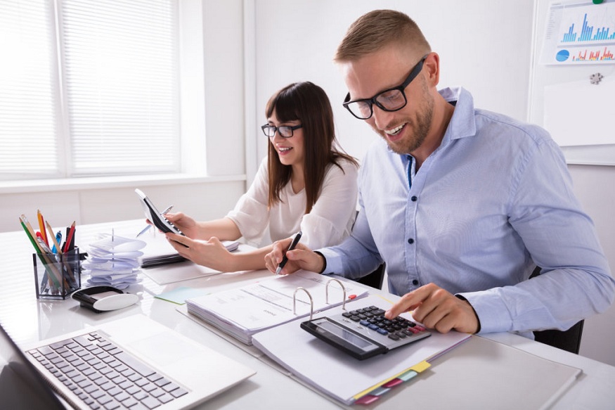 Tax Accountant’s Desk